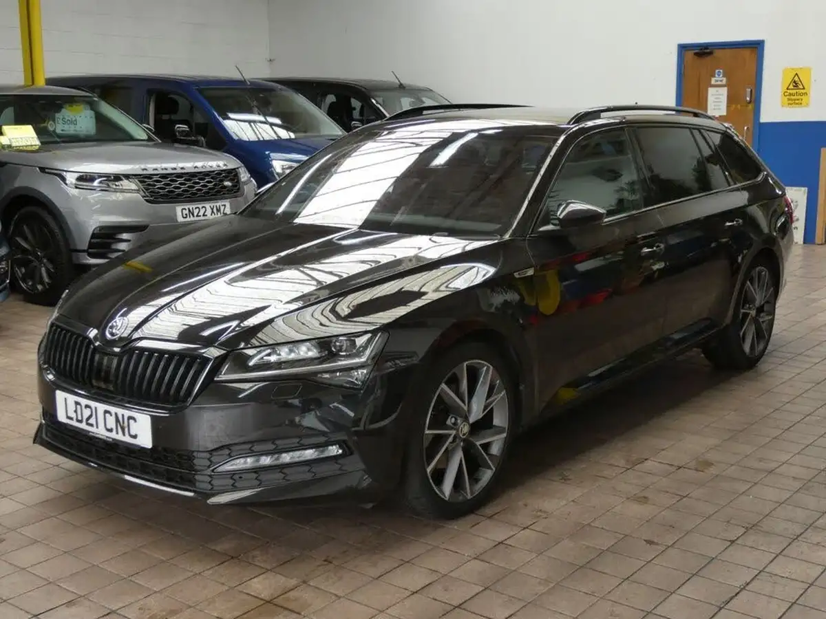 2021-skoda-superb-15-tsi-sportline-plus-estate-big-23