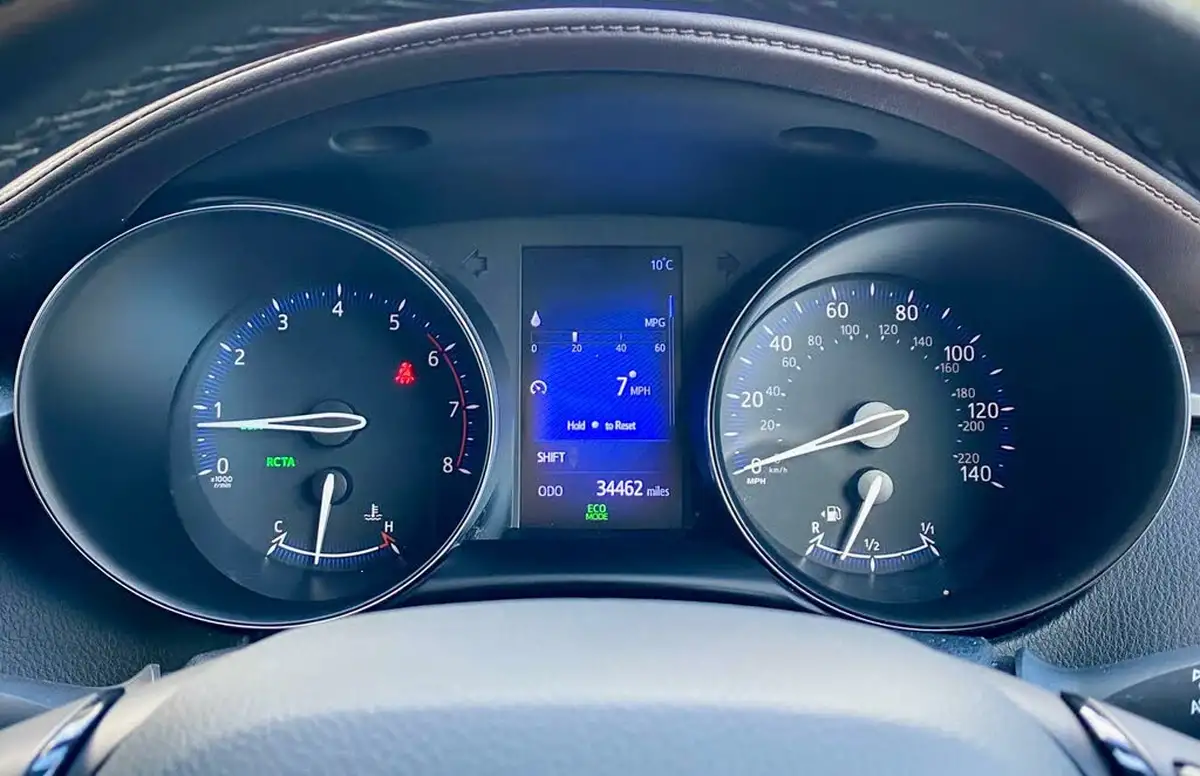 2018-toyota-c-hr-12-excel-big-34