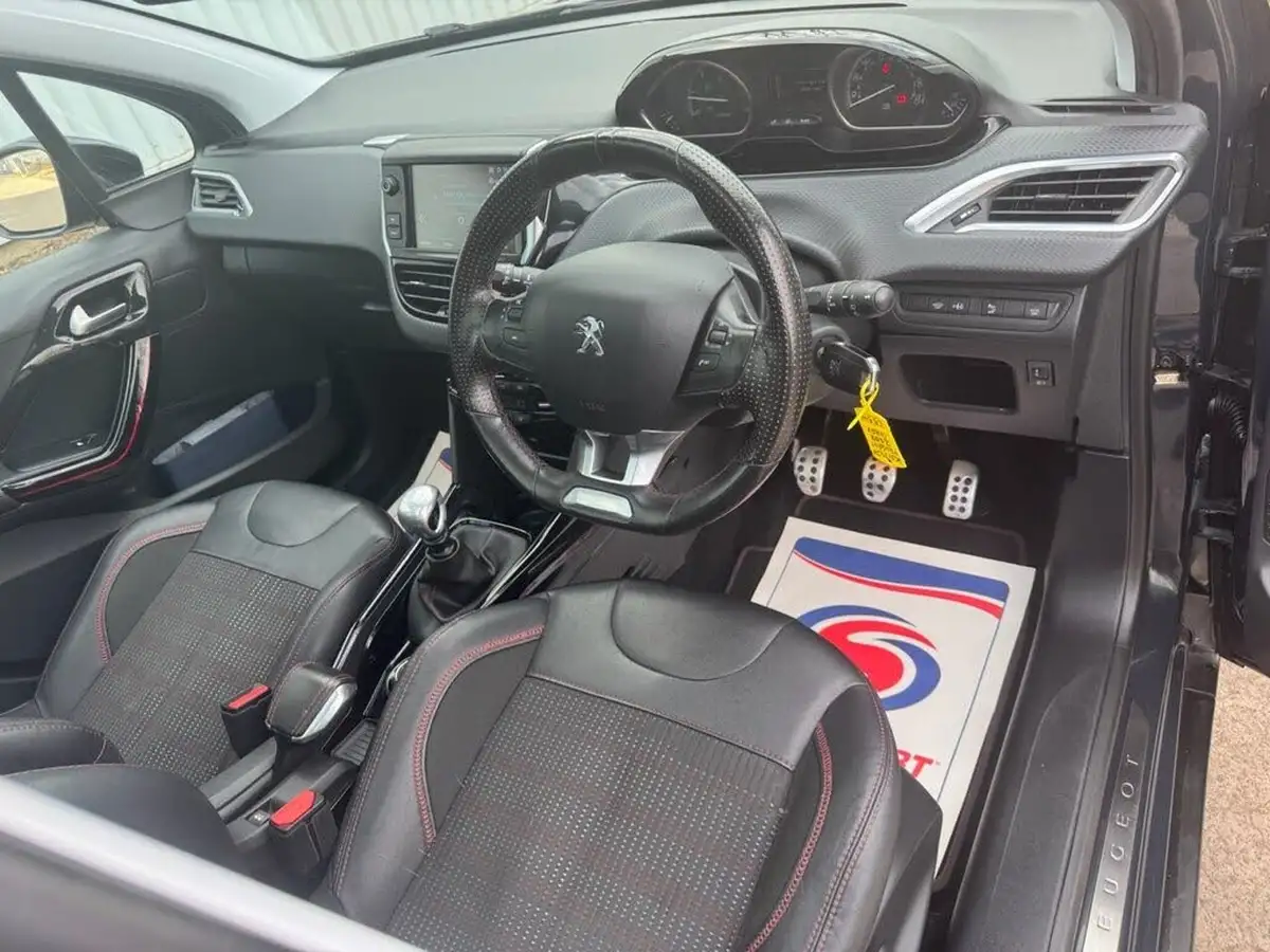 2017-peugeot-2008-suv-16bluehdi-gt-line-120bhp-ss-big-2