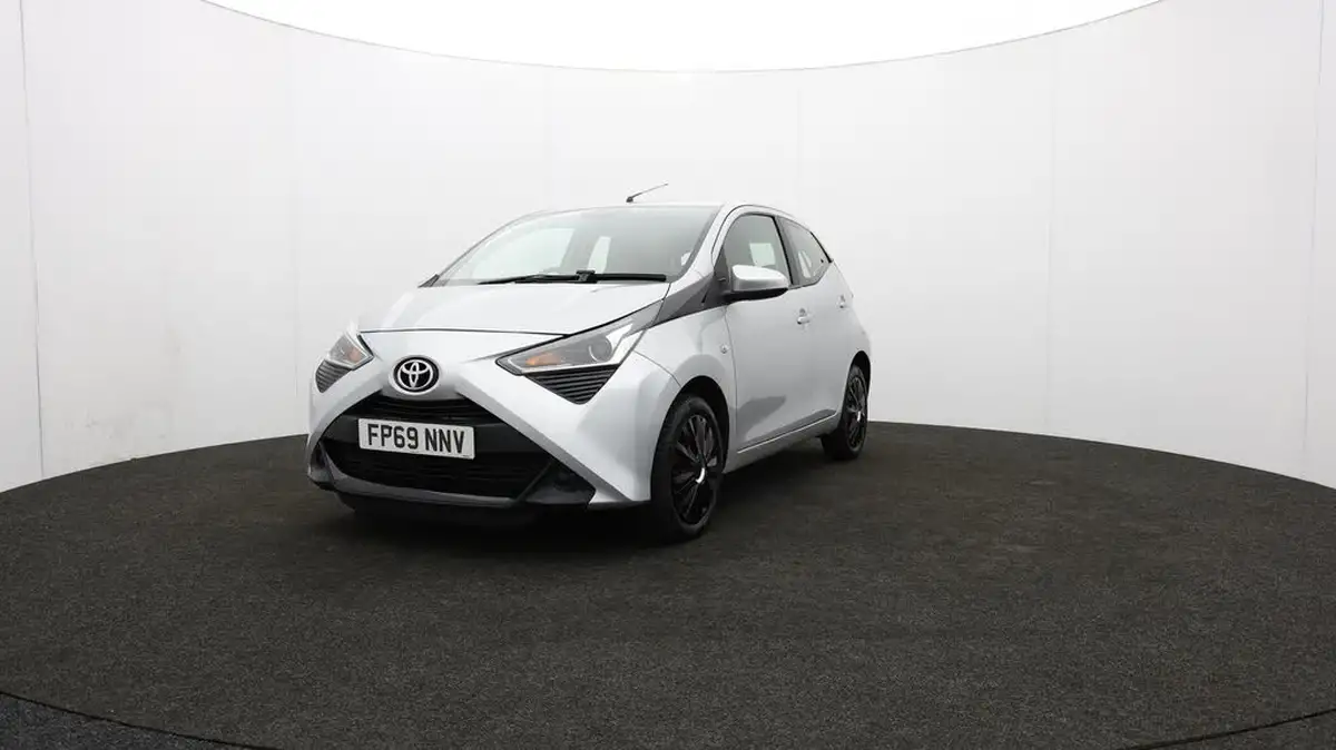 2019-toyota-aygo-10-vvt-i-x-play-big-52