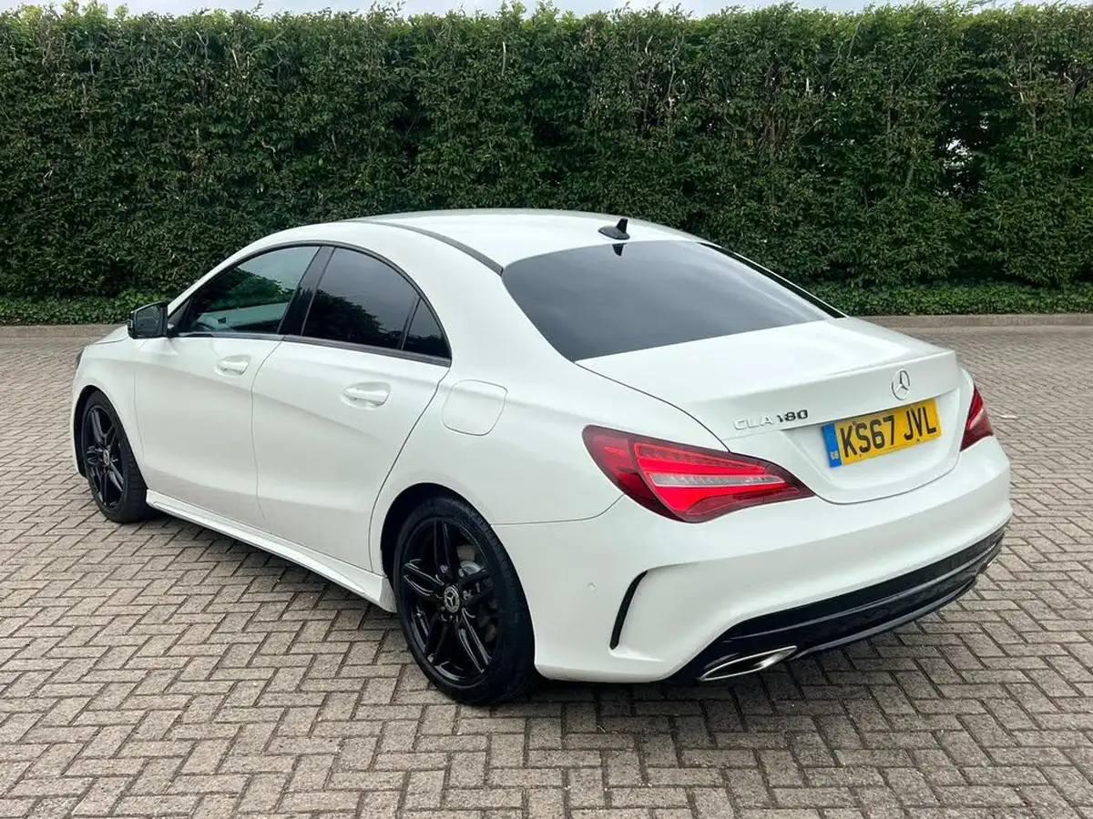 2017-mercedes-benz-cla-16-cla-180-amg-line-coupe-4d-7g-dct-big-5