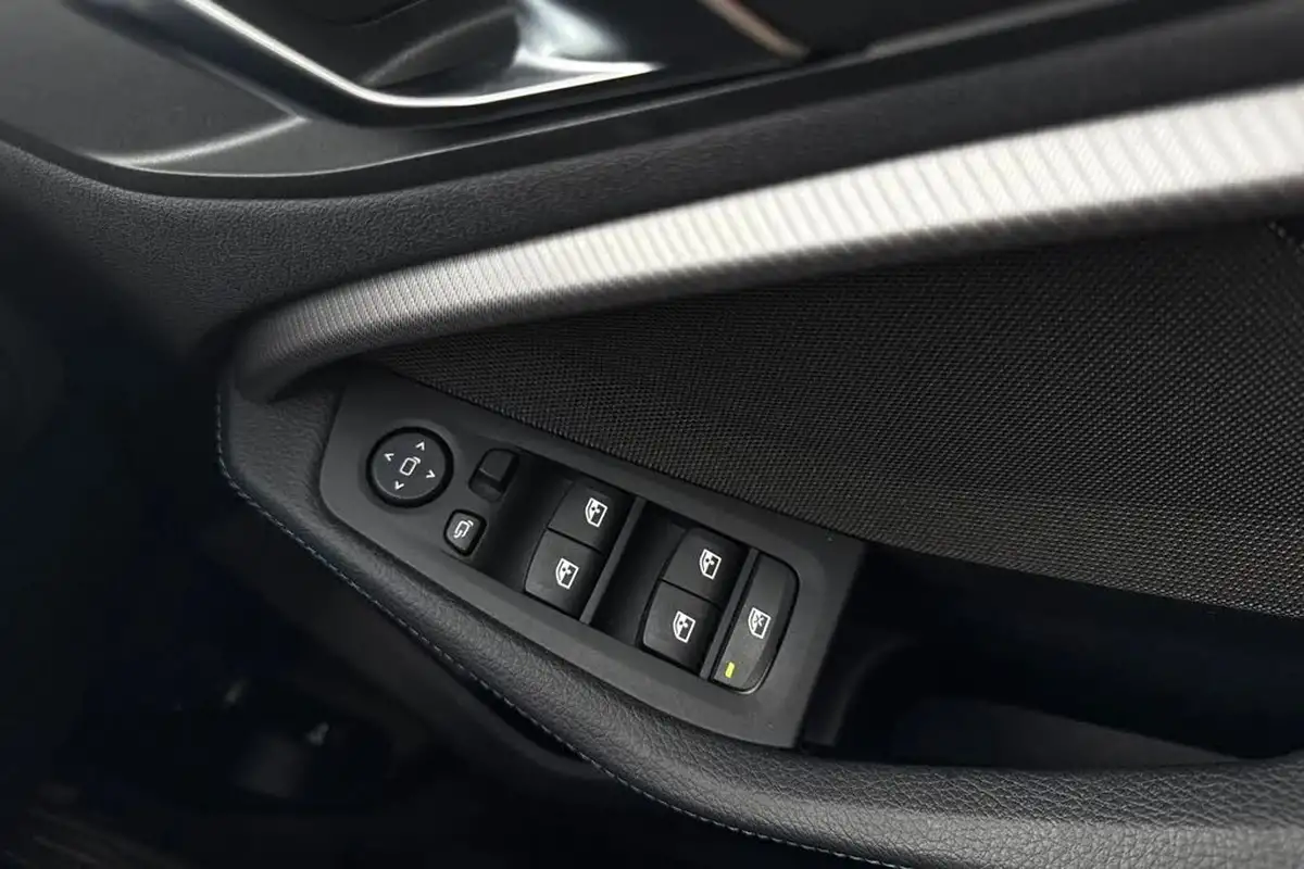 2024-bmw-1-series-15-118i-m-sport-lcp-dct-big-19