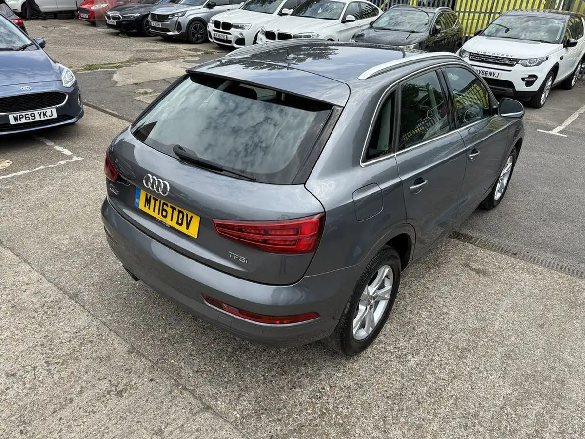 2016-audi-q3-14-tfsi-se-s-tronic-big-14