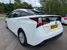 2019-toyota-prius-small-5