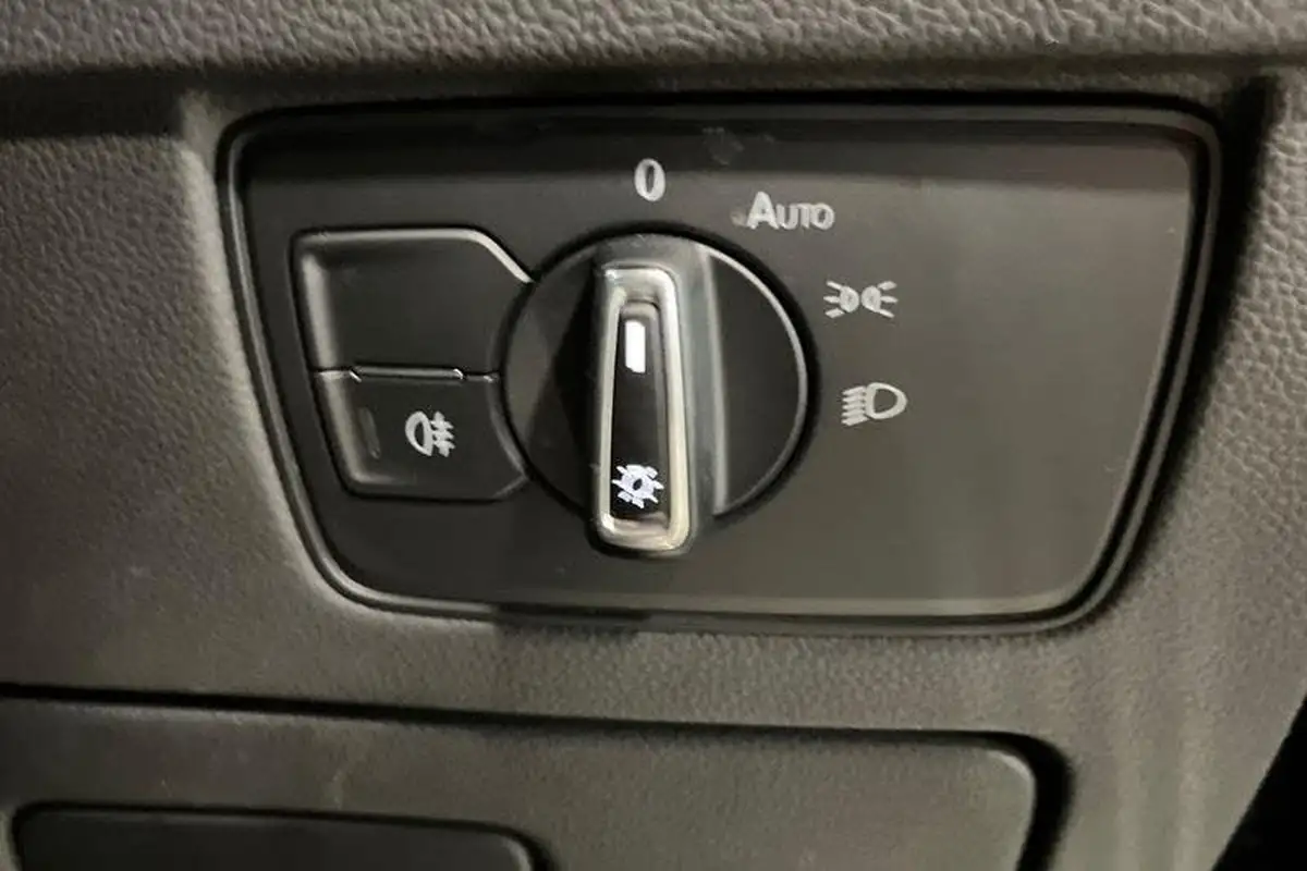 2022-volkswagen-arteon-20-tsi-r-line-fastback-big-22