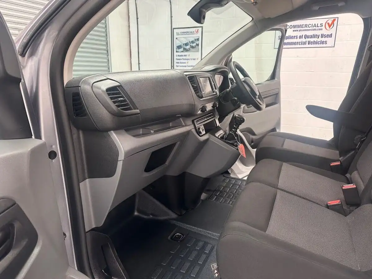 2022-vauxhall-vivaro-15td-2700-l1h1-sportive-100pseu6d-big-20