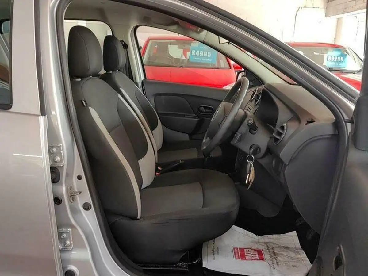 2016-dacia-sandero-12-ambiance-big-8