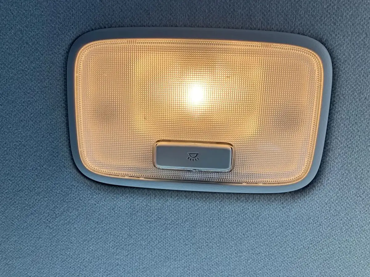 2021-hyundai-i20-10-t-gdi-se-connect-eclutch-imt-big-27