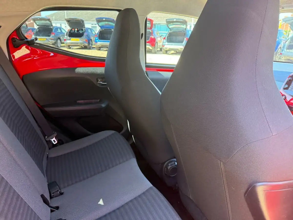 2019-toyota-aygo-10-vvt-i-x-trend-big-18
