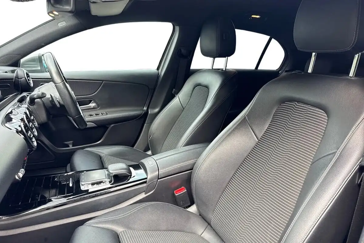 2018-mercedes-benz-a-class-15d-a180d-sport-116ps-executivess-hatchback-5d-7g-dct-big-15