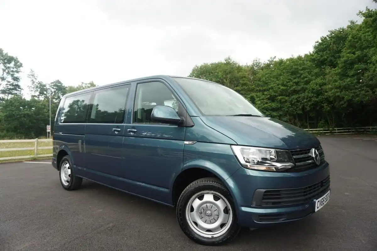 2019-volkswagen-transporter-shuttle-20tdi-t32-se-bmt-lwb-150pseu6dt-e-dsg-big-5