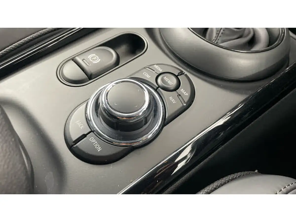 2023-mini-clubman-15-cooper-exclusive-premium-auto-big-18