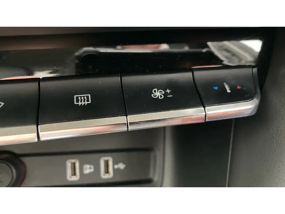 2020-mg-zs-suv-10t-gdi-exclusive-111ps-big-28
