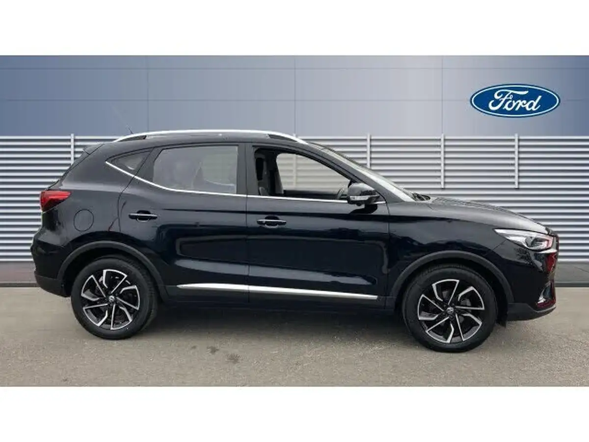 2020-mg-zs-suv-10t-gdi-exclusive-111ps-big-4