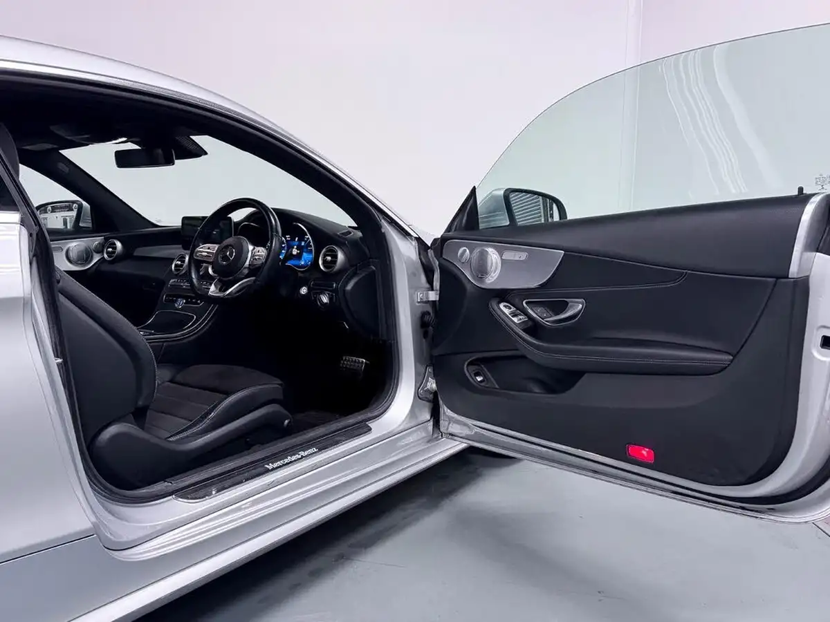 2019-mercedes-benz-c-class-20-c300-amg-line-premium-plus-coupe-2d-big-13