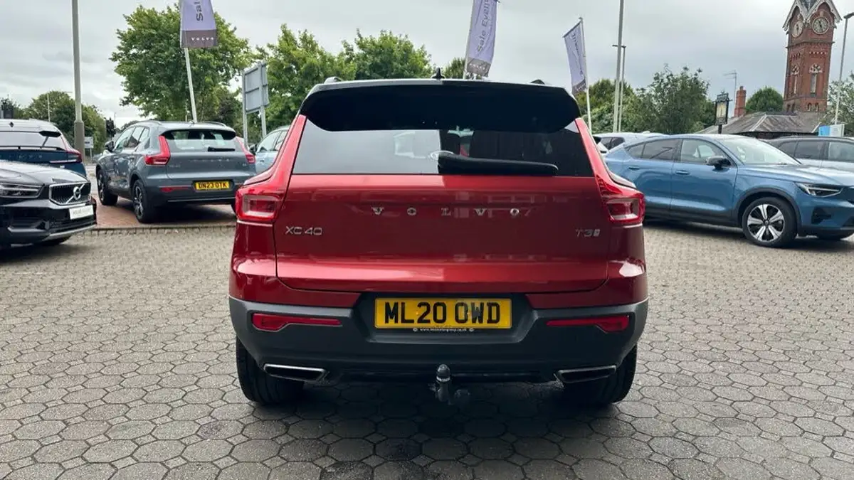 2020-volvo-xc40-15-t3-r-design-geartronic-big-12