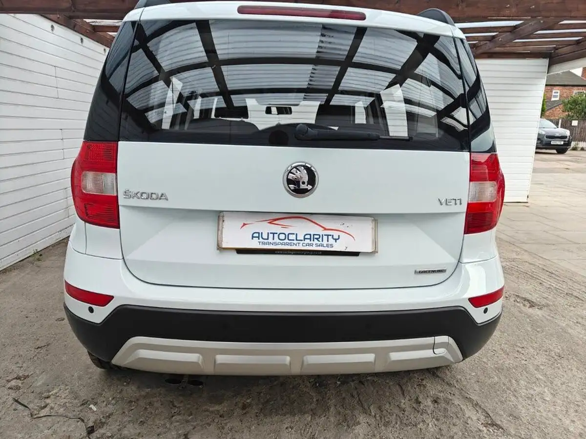 2015-skoda-yeti-outdoor-16tdi-s-greenline-ii-big-11
