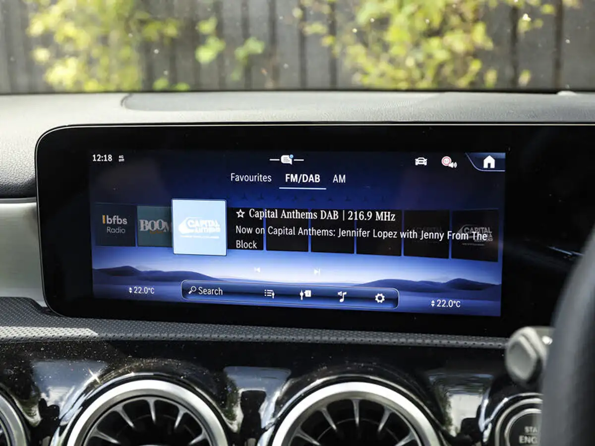 2024-mercedes-benz-a-class-13-a200-amg-line-premium-plus-hatchback-5d-big-17