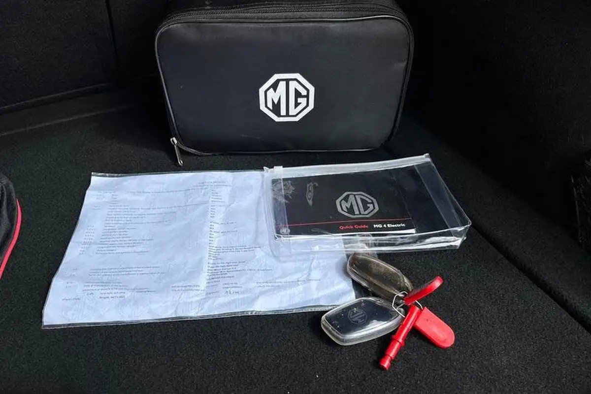 2023-mg-mg4-e-se-ev-170ps-standard-big-21