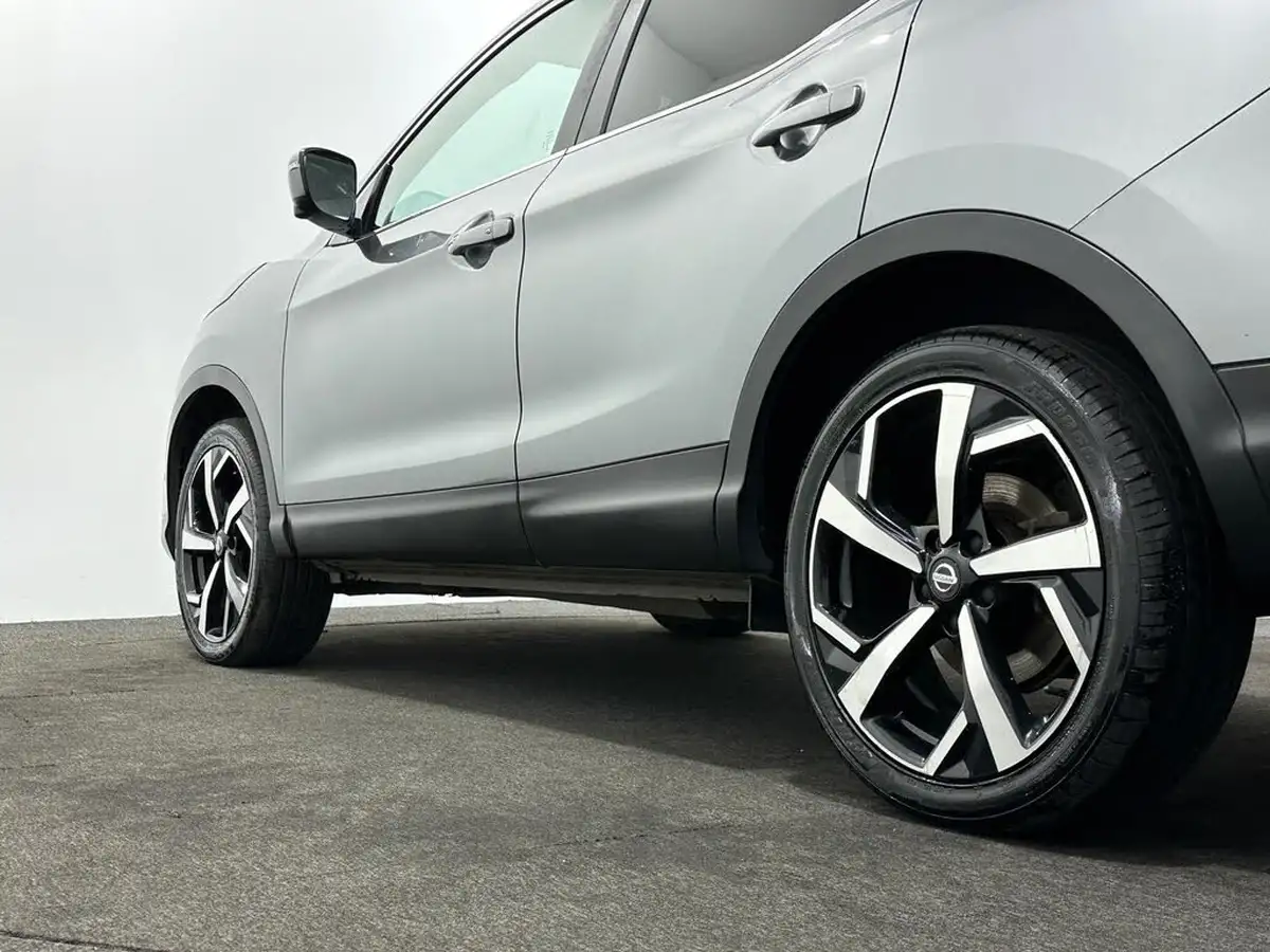 2017-nissan-qashqai-15dci-tekna-big-46