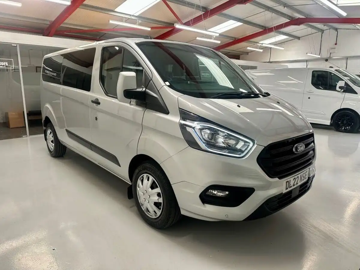 2022-ford-transit-custom-20tdci-320-l2h1-trend-130pseu6dt-kombi-m1-9-seats-big-4