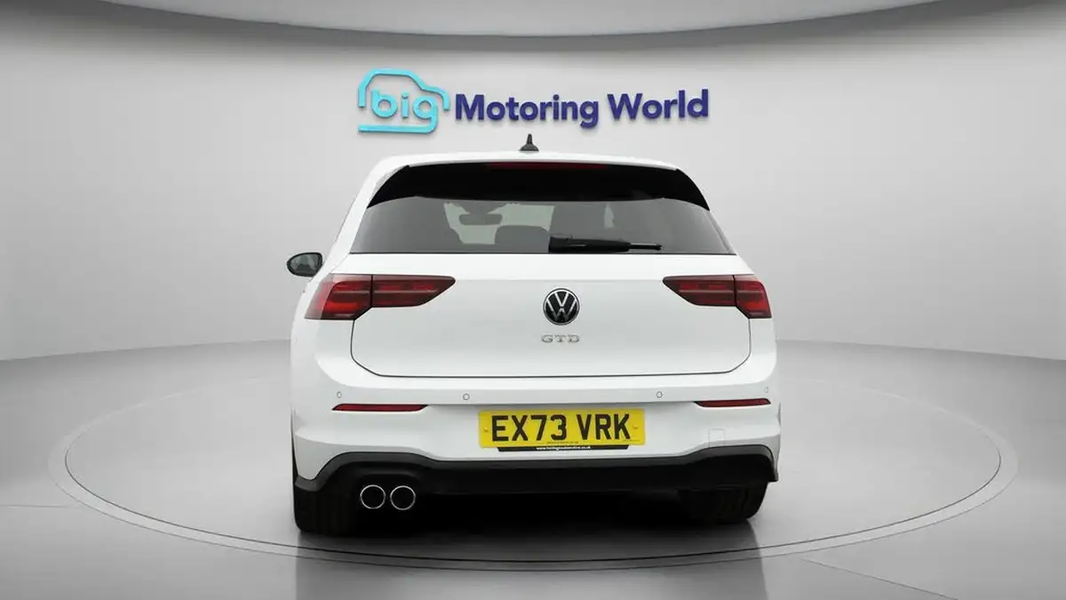 2023-volkswagen-golf-20tdi-gtd-big-6