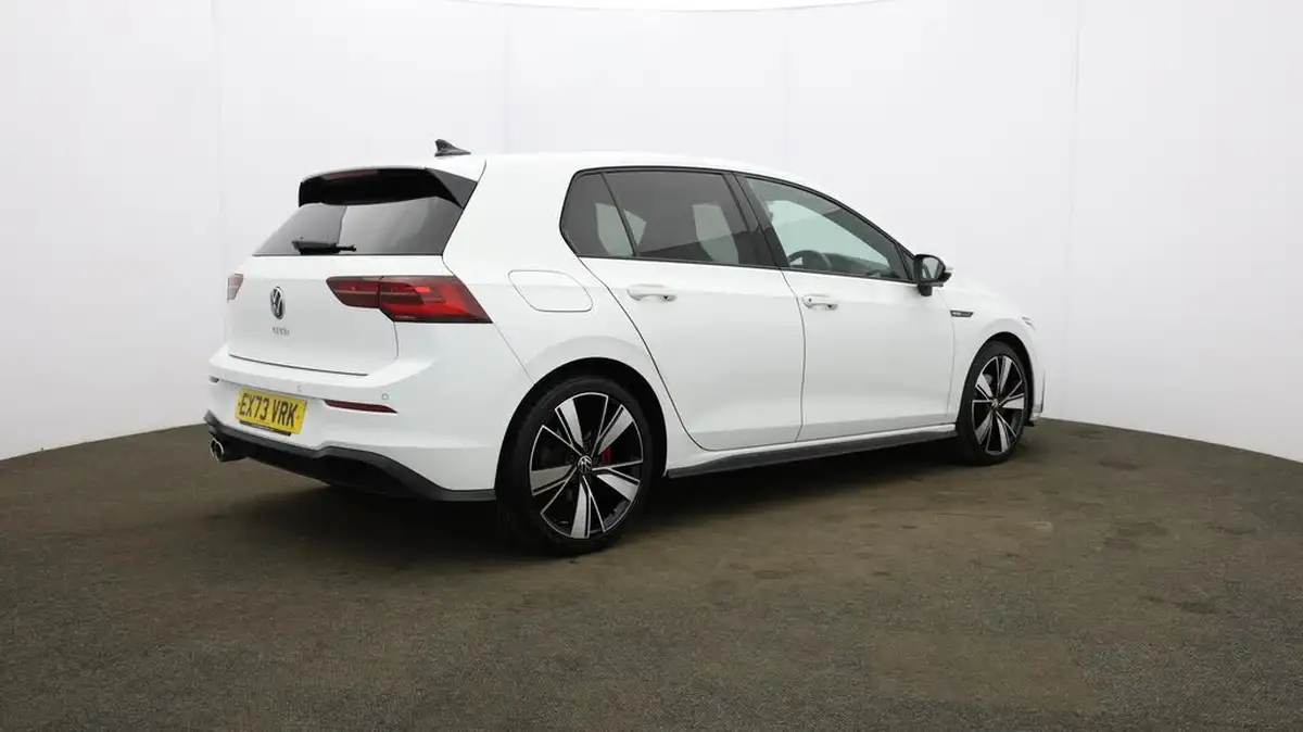 2023-volkswagen-golf-20tdi-gtd-big-50