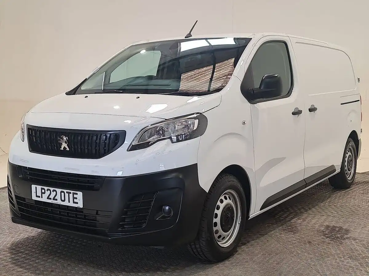 2022-peugeot-expert-15-bluehdi-professional-premium-compact-1000-big-3