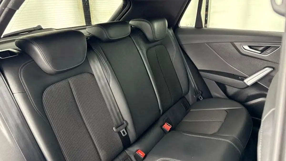 2022-audi-q2-15-35-tfsi-s-line-tronic-big-25