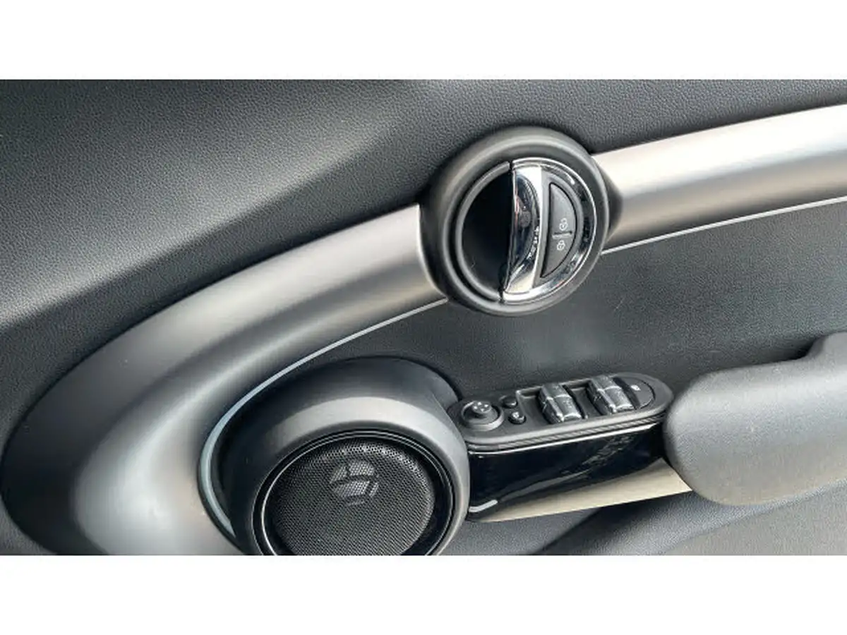 2022-mini-cooper-15-cooper-exclusive-premium-hatchback-5d-auto-big-19