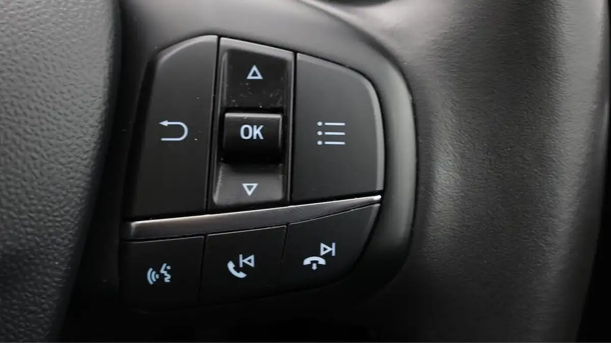 2019-ford-fiesta-10t-vignale-125ps-5d-big-23