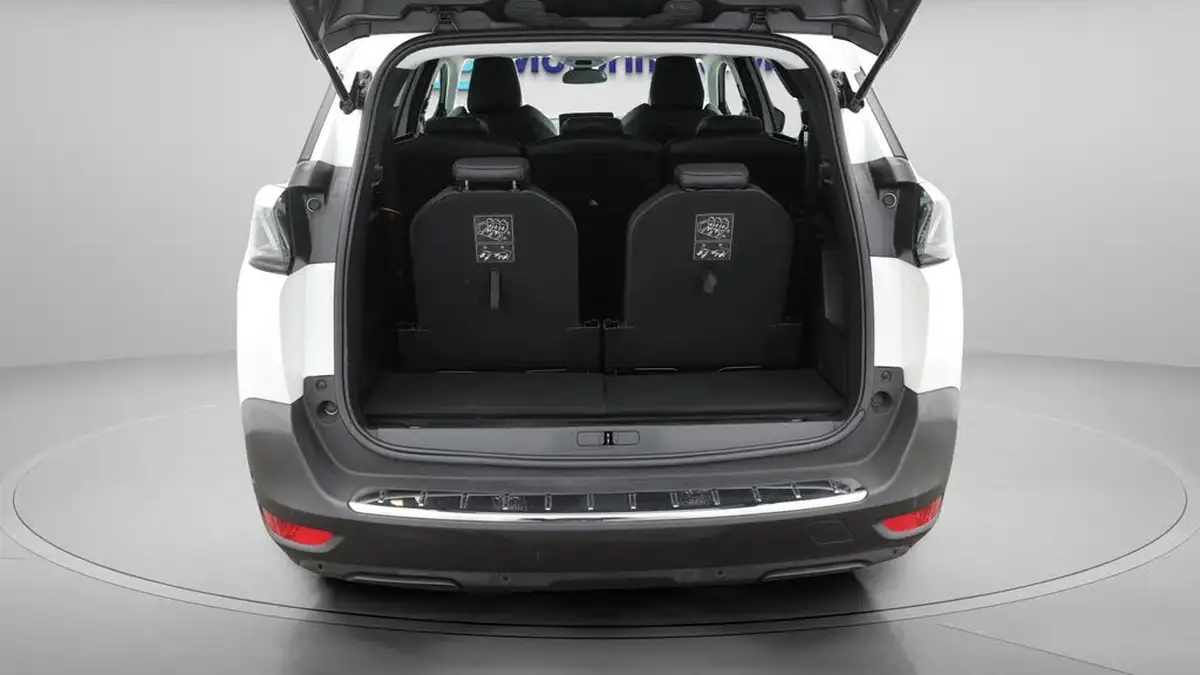 2022-peugeot-5008-suv-15-bluehdi-allure-big-21