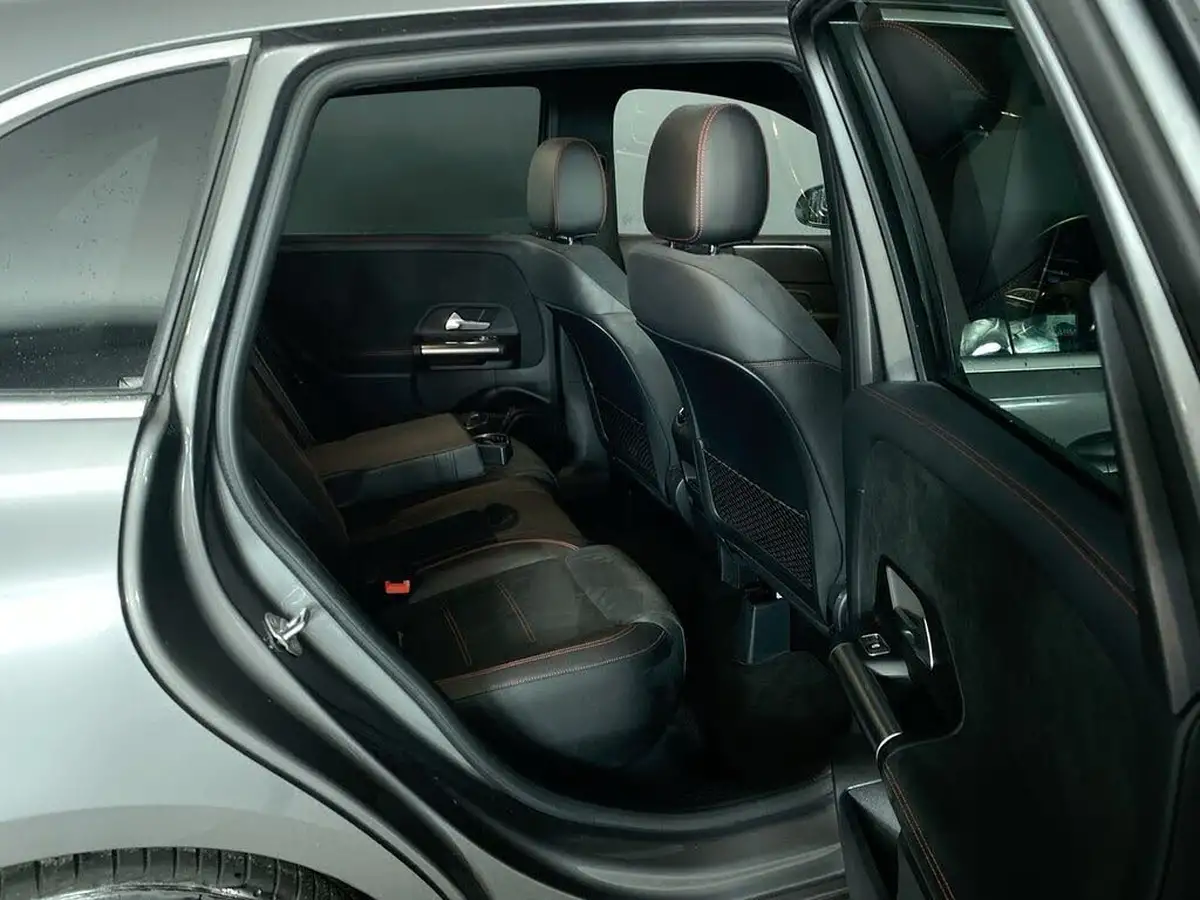 2019-mercedes-benz-b-class-13-b180-amg-line-7g-dct-big-18