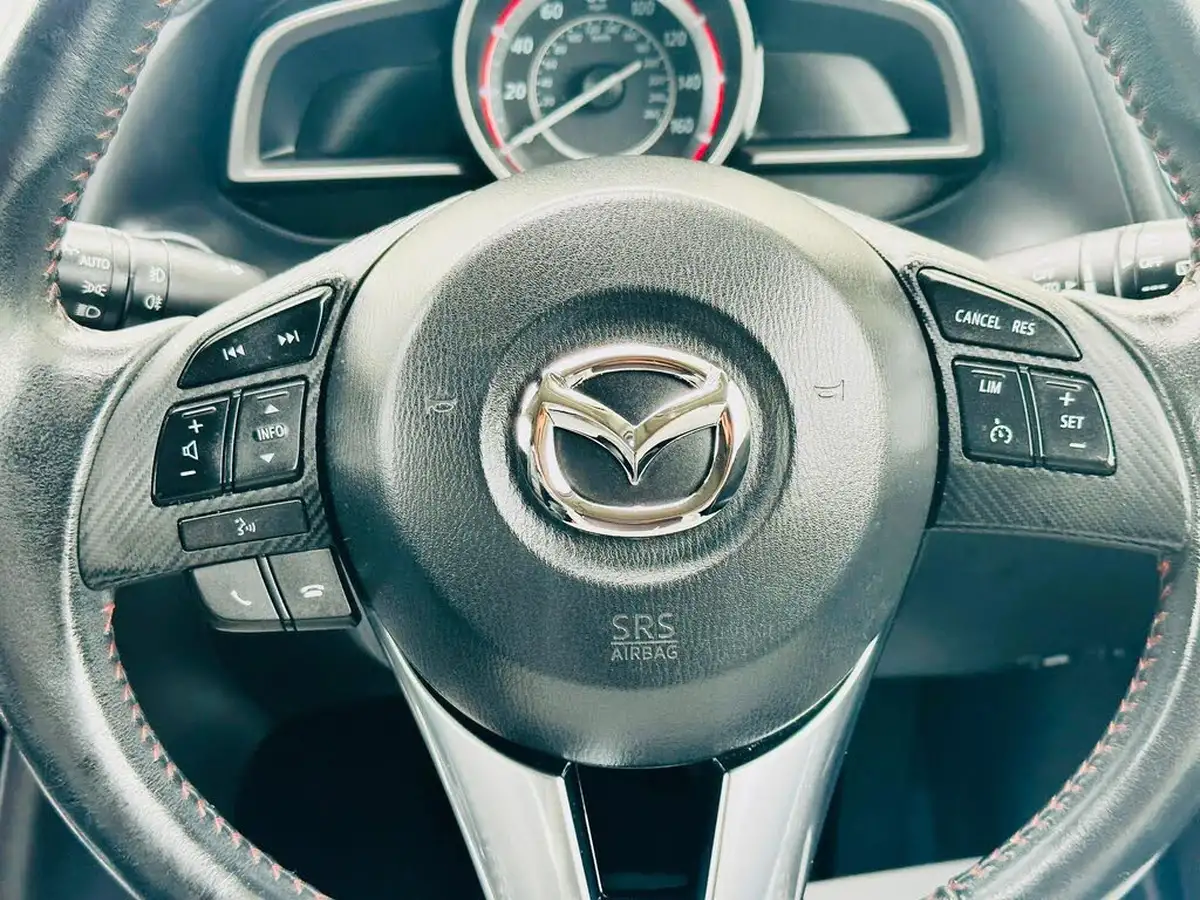 2015-mazda-mazda3-20-se-l-nav-hatchback-5d-big-45