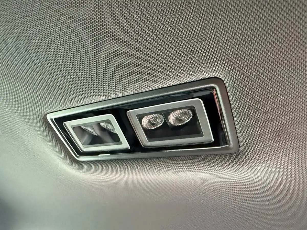 2024-cupra-leon-nf-20-tsi-vz3-300ps-hatchback-big-34