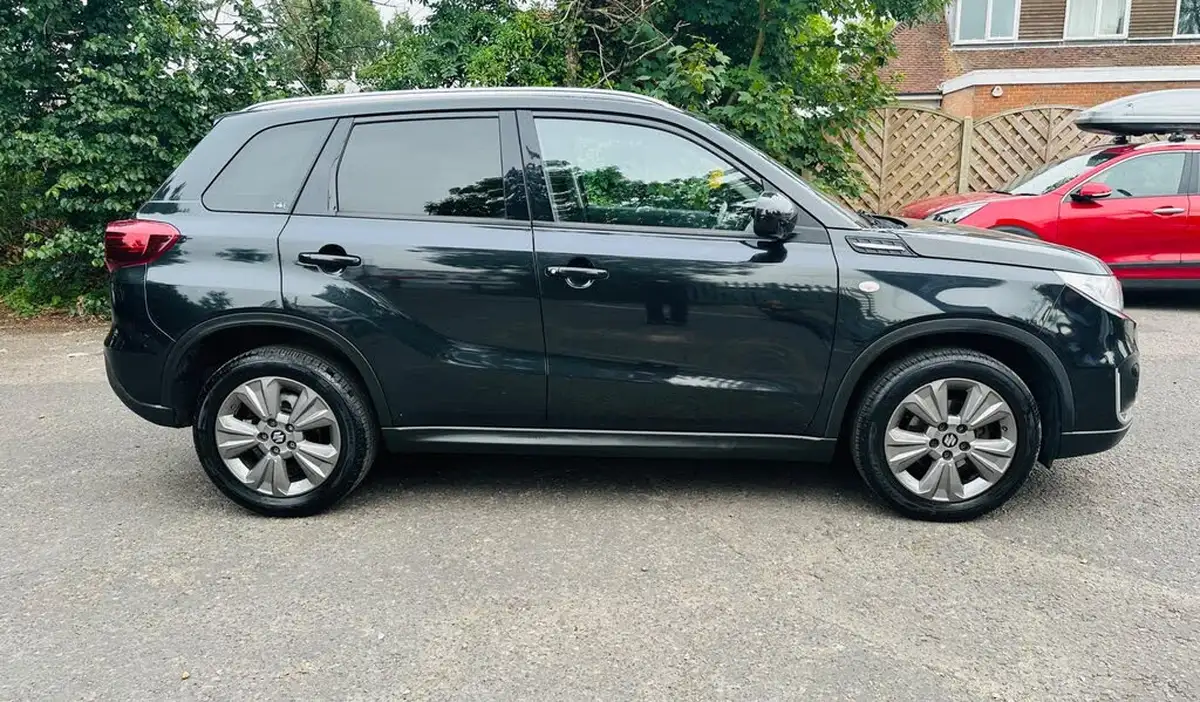 2020-suzuki-vitara-14-boosterjet-sz-t-140ps-auto-big-14