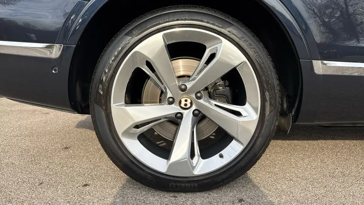2020-bentley-bentayga-40-v8-550ps-big-5