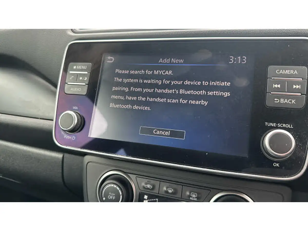 2021-nissan-leaf-e-acenta-big-28