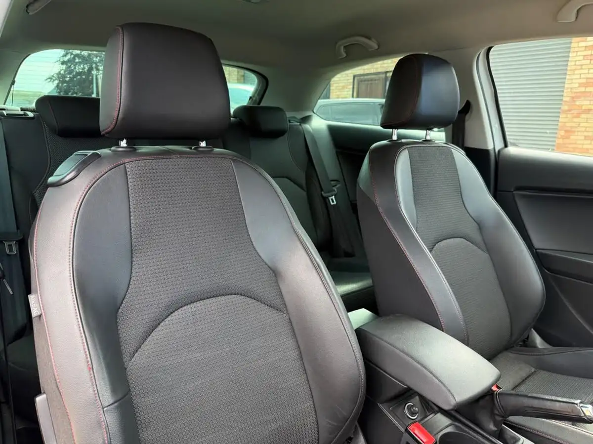 2017-seat-leon-20tdi-fr-titanium-technology-184ps-big-19