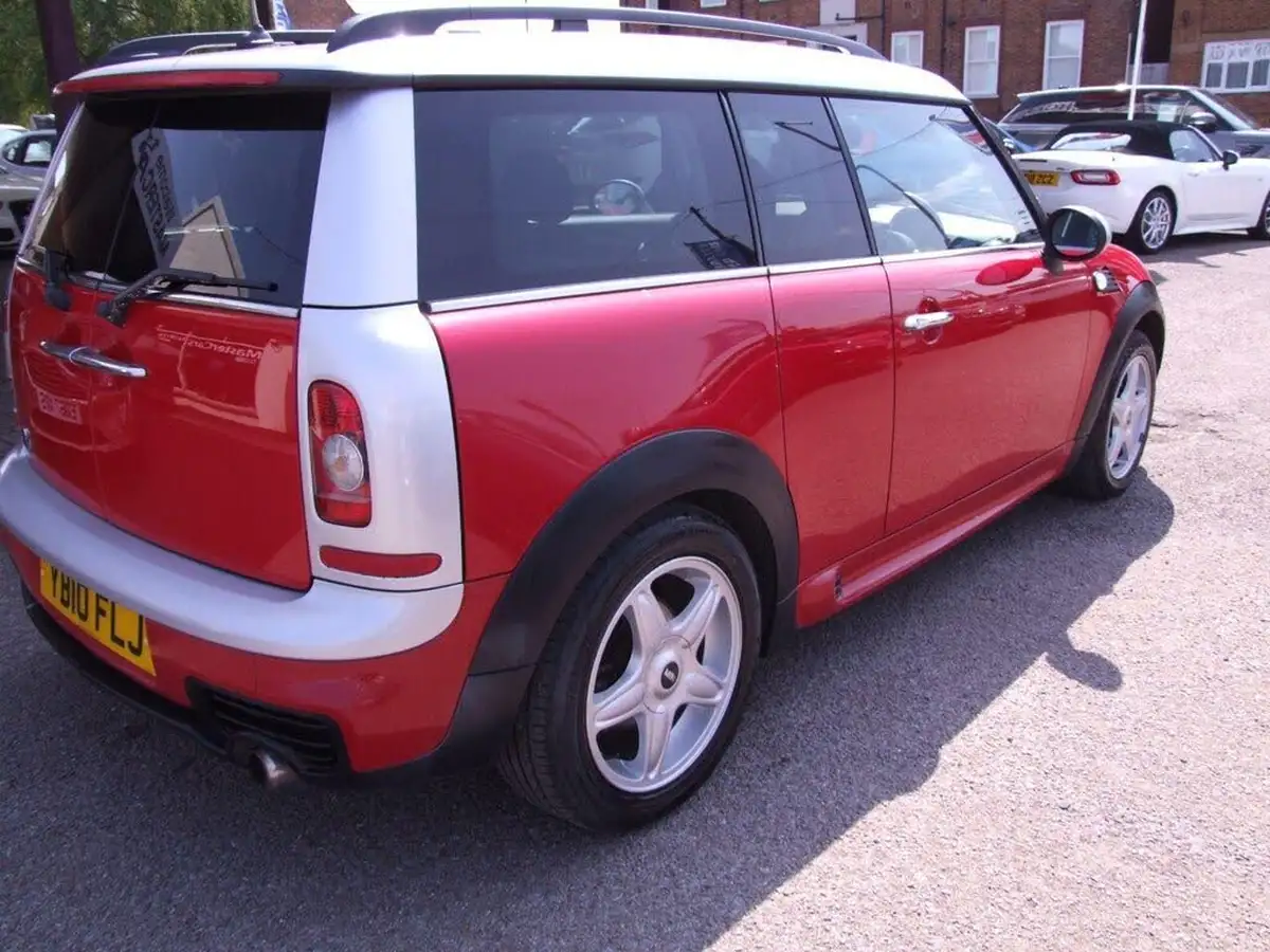 2010-mini-clubman-16-cooper-122bhp-big-2