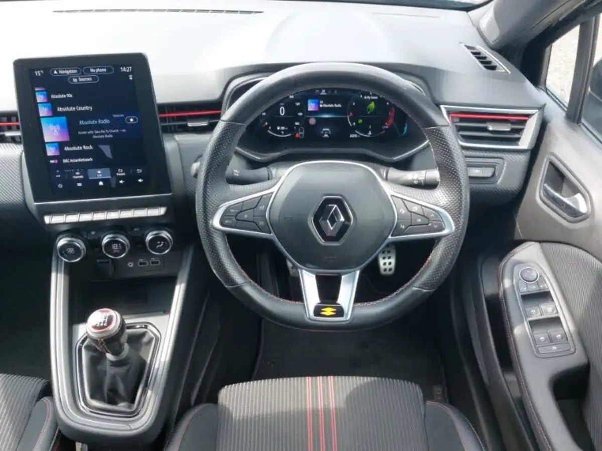 2023-renault-clio-10-tce-rs-line-big-6