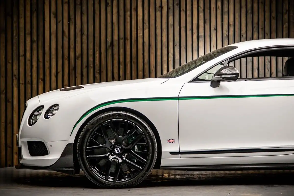 2015-bentley-continental-40-gt3-r-big-8