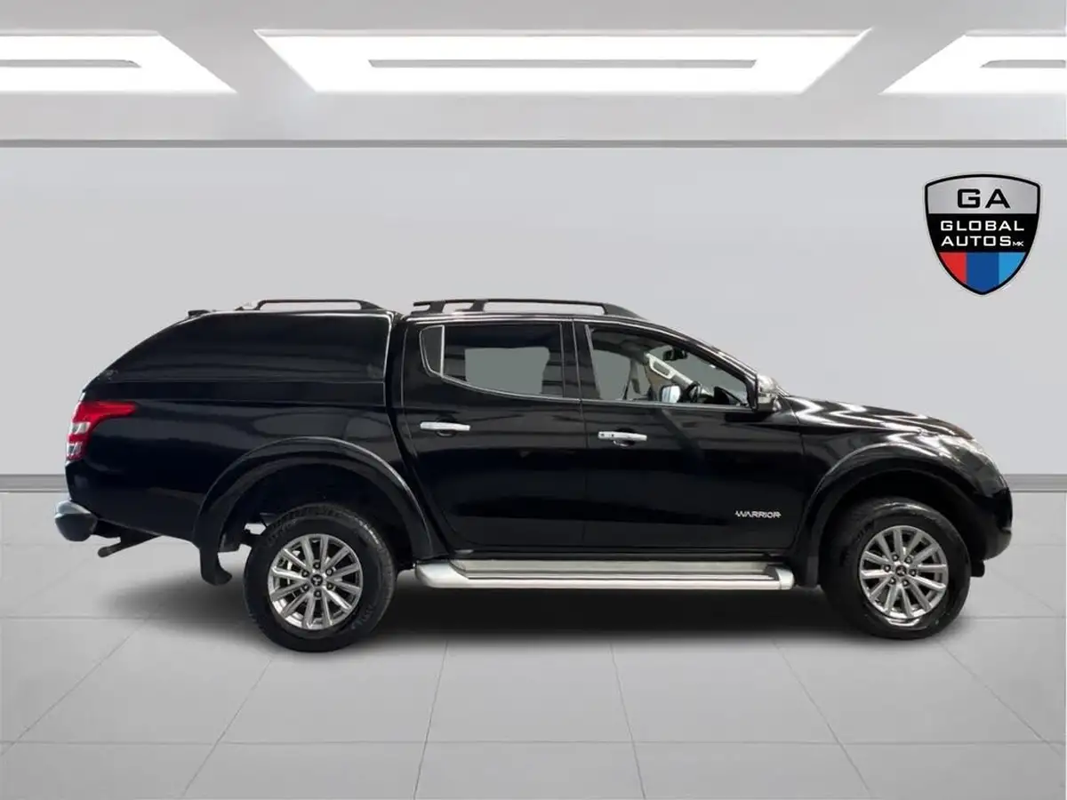 2019-mitsubishi-l200-24di-d-warrior-eu6b-auto-big-11
