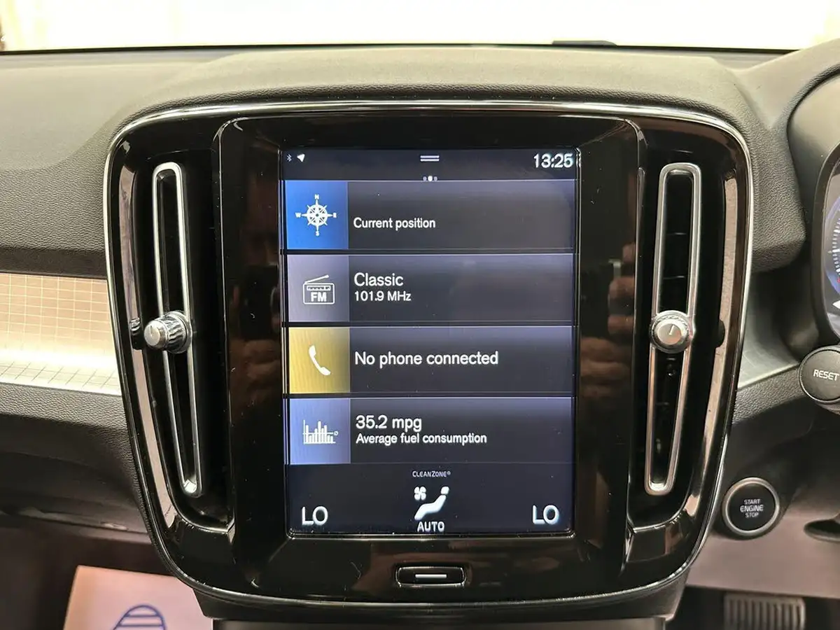 2020-volvo-xc40-20td-d3-momentum-geartronic-big-9