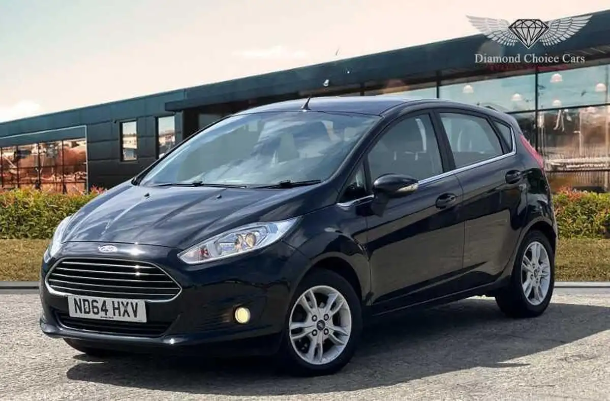 2014-ford-fiesta-125-zetec-5d-big-2