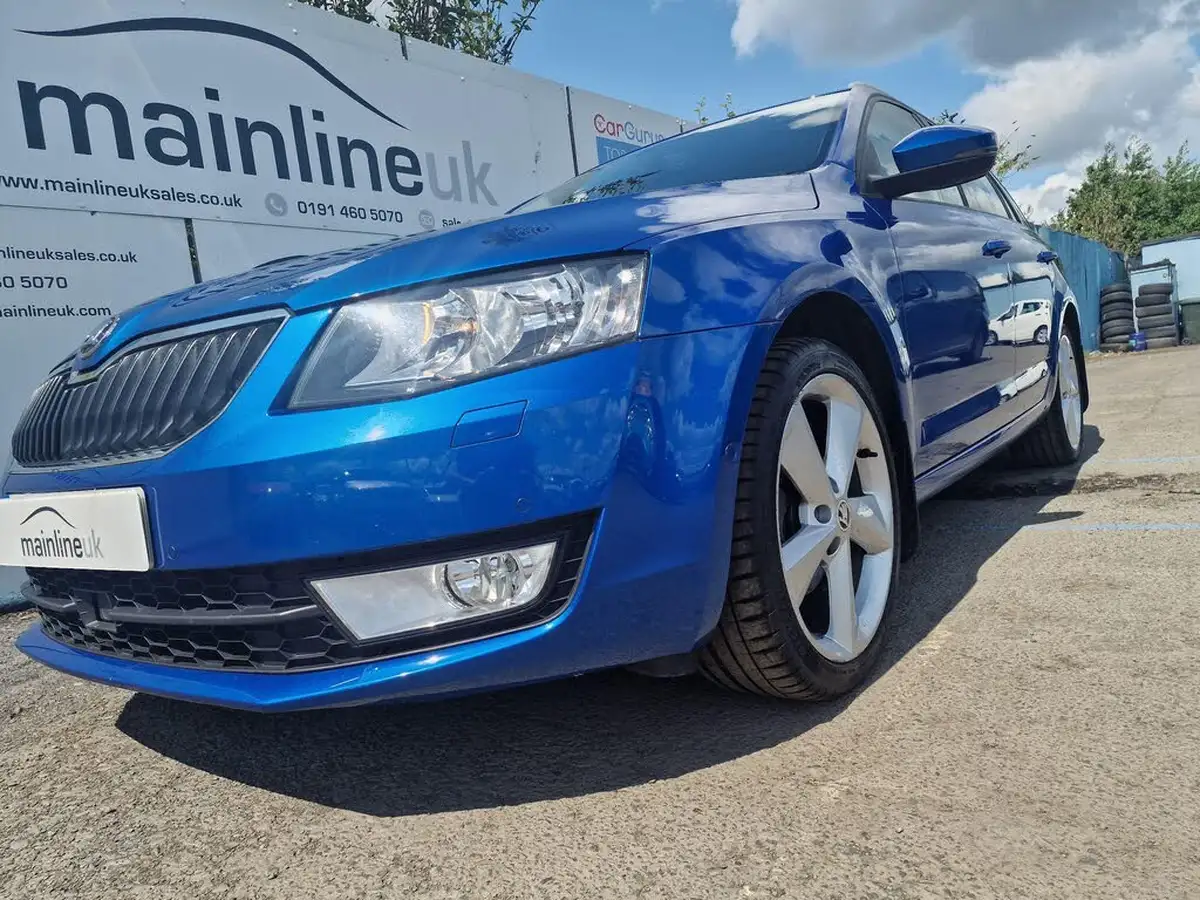2015-skoda-octavia-20tdi-se-l-estate-big-45