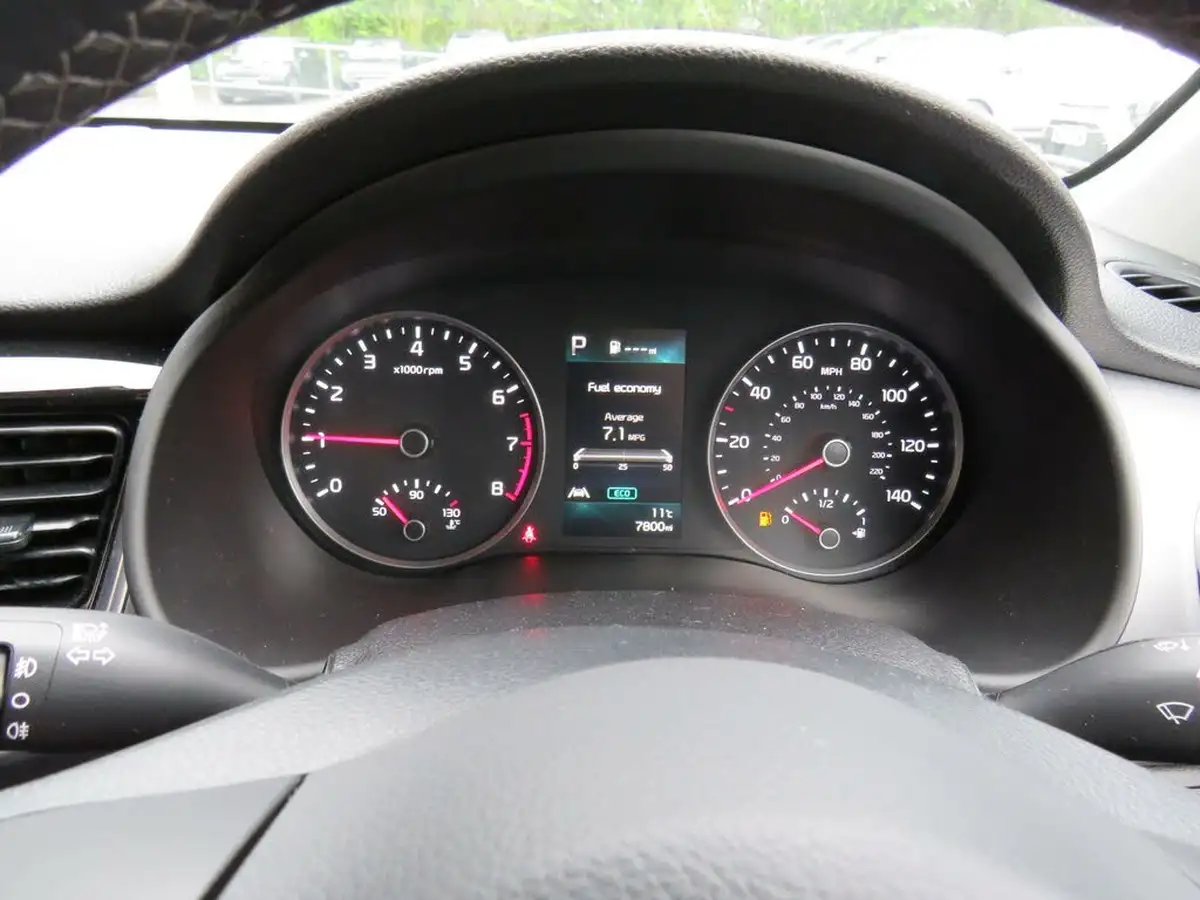 2024-kia-stonic-10-t-gdi-3-98bhp-dct-big-25