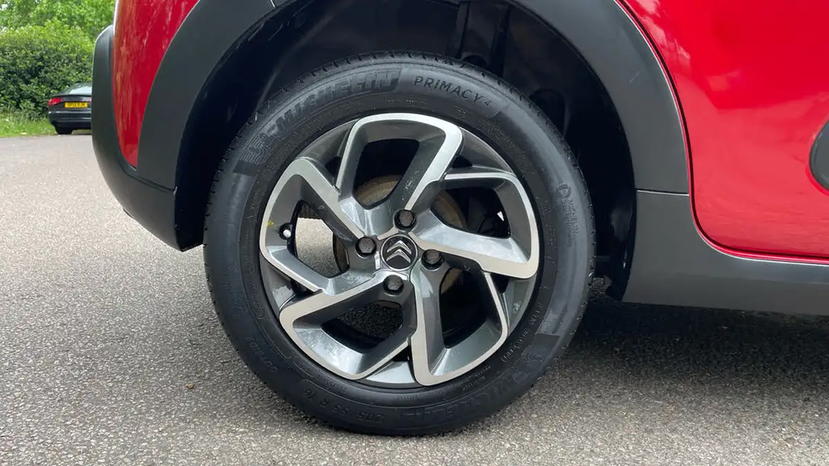 2021-citroen-c3-12-puretech-shine-83ps-big-15