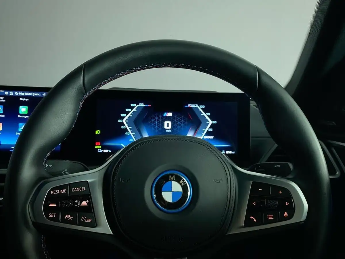 2024-bmw-i4-e-m50-big-21