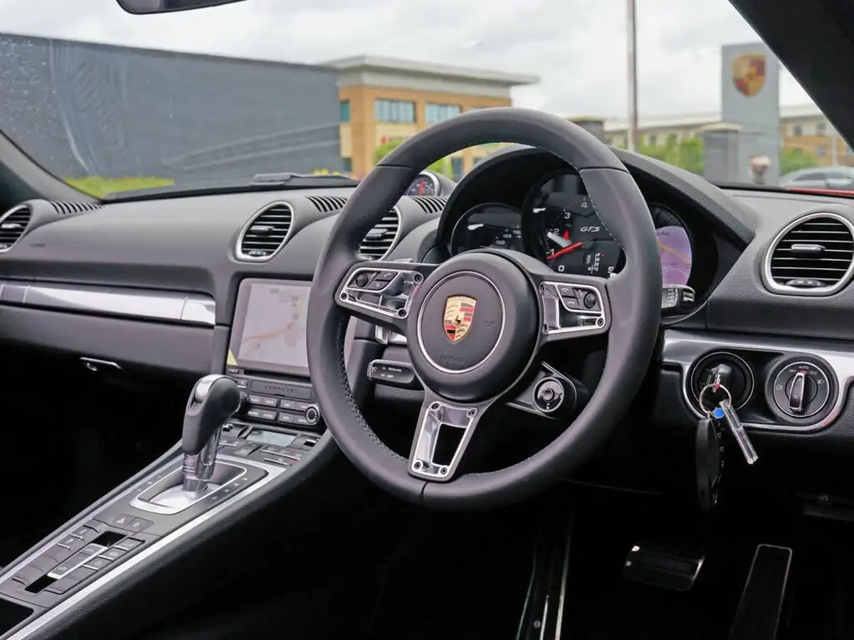 2023-porsche-boxster-718-40-boxster-gts-40-pdk-big-10